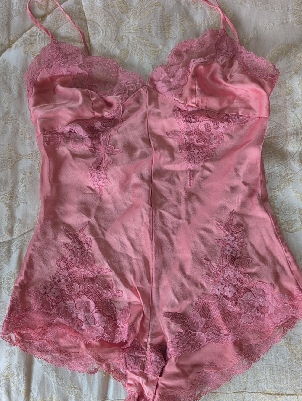 A Mauve Satin Looking Teddy With Beautiful Lace At The Bust, Legs And Couch.